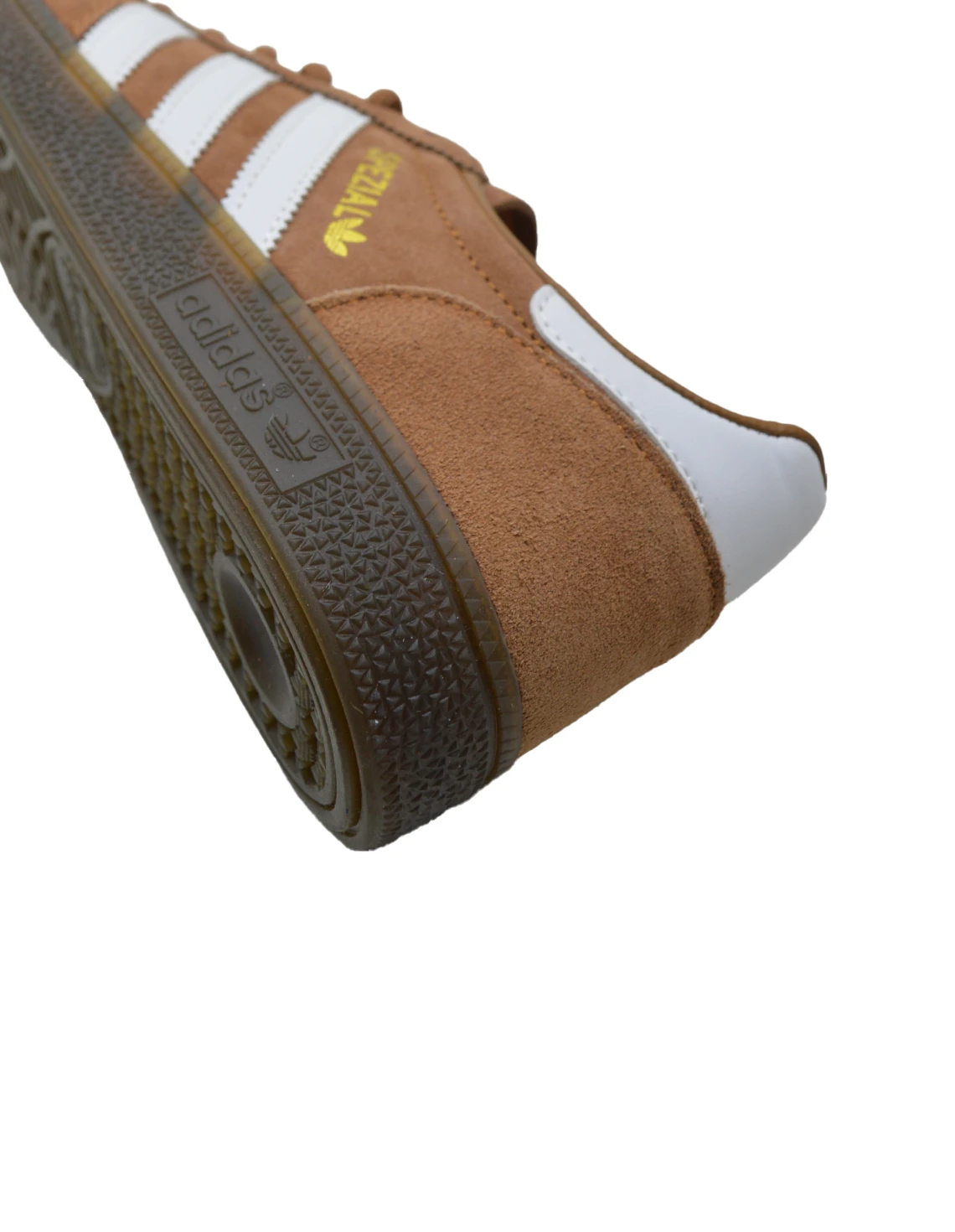 کفش ورزشی مردانه آدیداس Spezial M