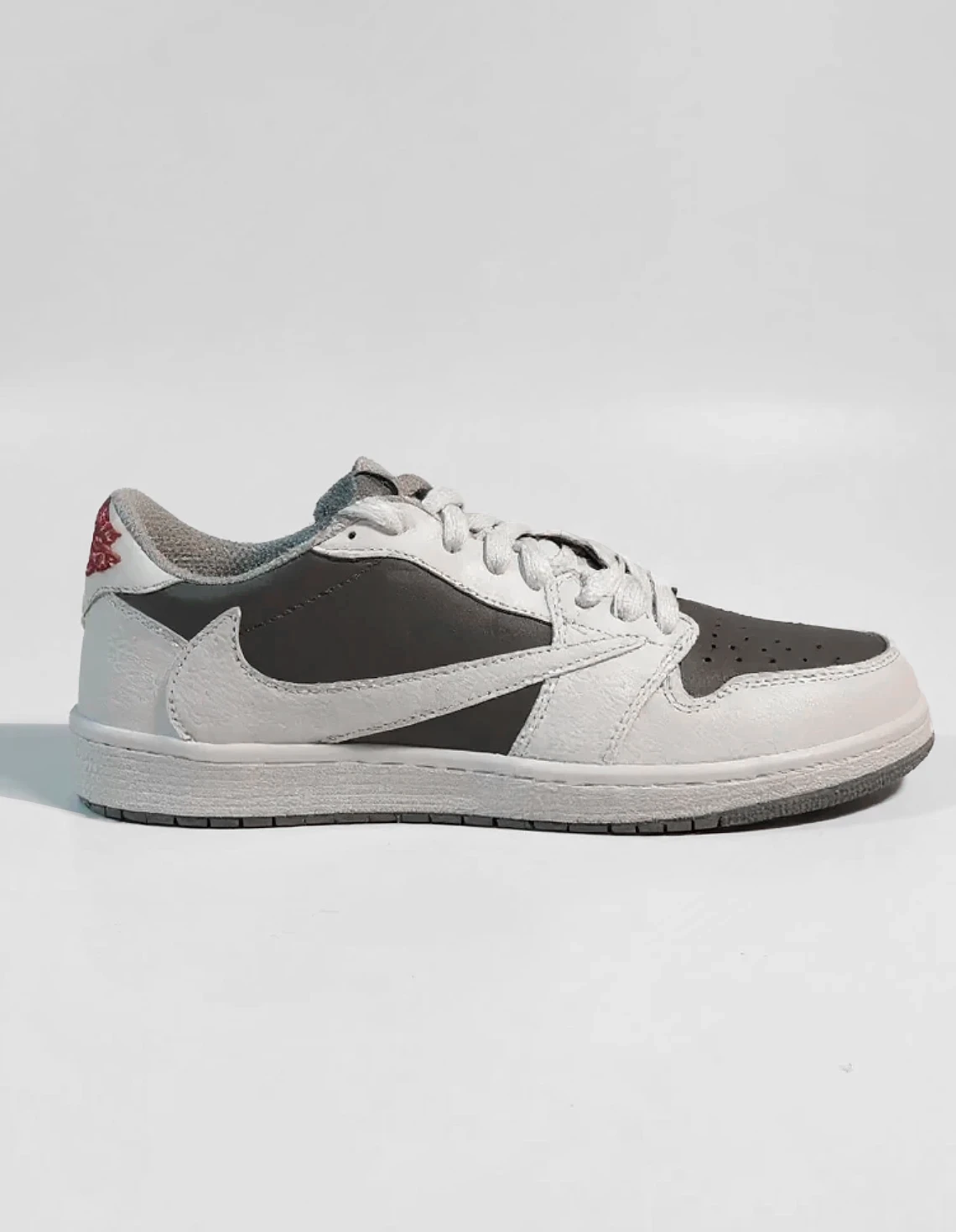 کفش روزانه مردانه نایک Nike Jordan 1 Low Travis Scott M